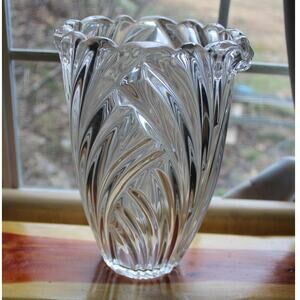Vtg MIKASA Heavy Lead Crystal Clear Swirl Flower Vase